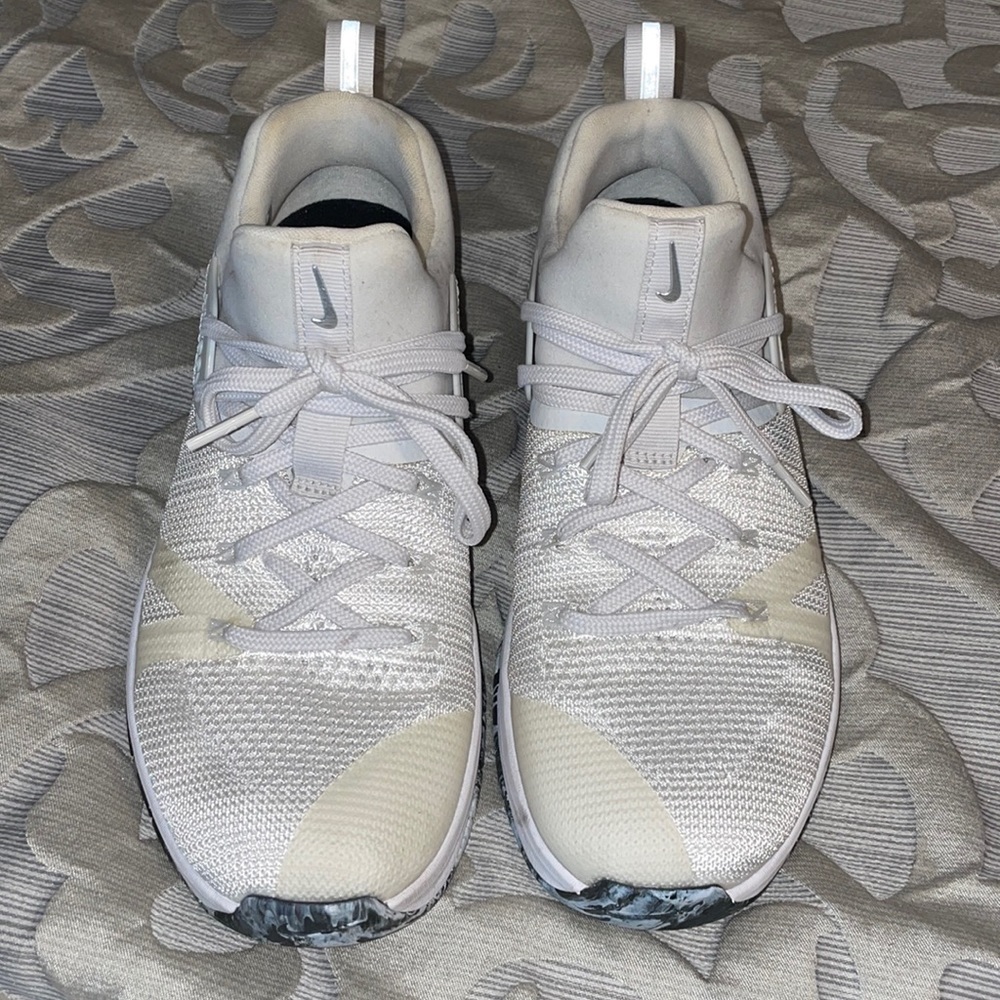 Nike lifting shoe